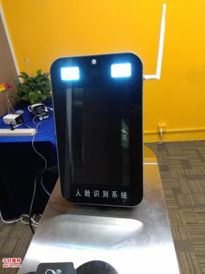 永道人證合一動(dòng)態(tài)人臉識(shí)別門禁一體機(jī) 智能化安全管理的先鋒設(shè)備